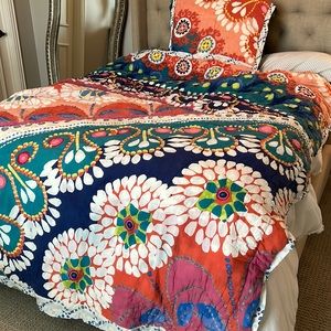 Anthropologie twin quilt and euro sham